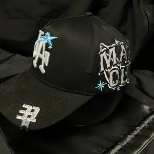 31hats x El Mago