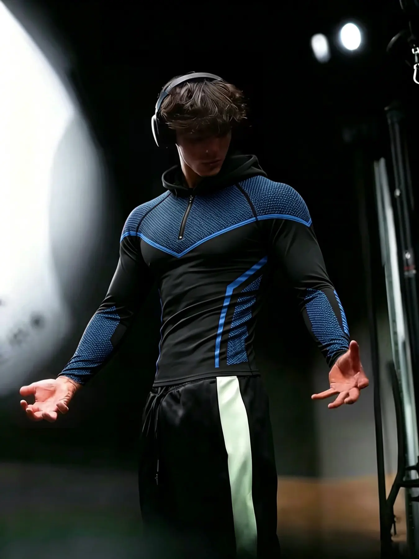 Men's European Style Hooded Half-Zip Tight Fitness Long Sleeve Top, Cool Honeycomb Pattern, High Elasticity, Quick-Dry, Breathable Fabric