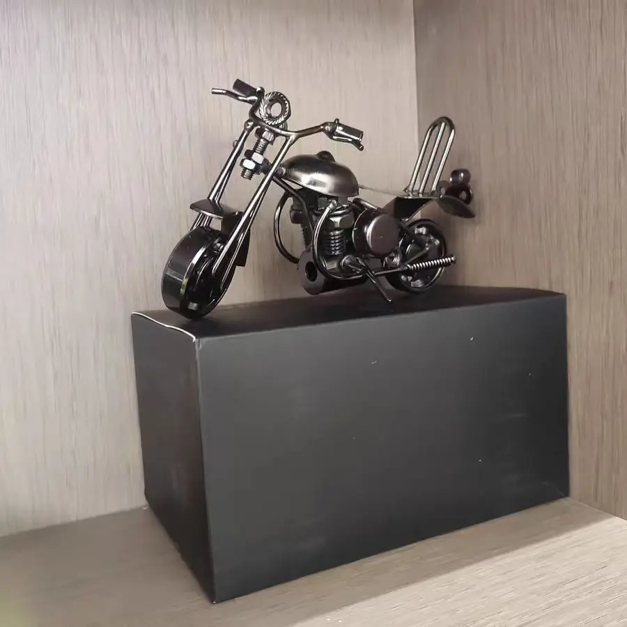 Vintage Metal Motorcycle Model, Retro Car Decoration Art, Decorative Sculptures, Collectible Figurine, Figurines For Collectors, Collectible Gift for Motorbike Enthusiasts, Home Desk Decor, Birthday Present, Home Decor Statue, Decorative Piece