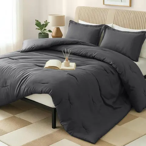 Utopia Bedding Twin 3-Piece Down Alternative Quilt Set - Soft, Breathable Bed Cover Set with Generous Fill for Warmth, Durable Fade-Resistant Fabric, Enhanced Stitching, Home Decor, Gift-Worthy