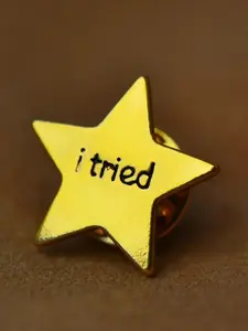 Star Shaped Letter Pattern Brooch, Durable Metal Pins, Fashion Personalized Alloy Badge for Women & Men, Fashion Brooch for Daily Clothing Decor, Trendy All-match & Exquisite Brooch for Birthday Gift, Men Accessories, Fashion Accessory, Jewelry
