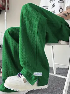 Men's Casual Minimalist Letter Print Sweatpants, Split Hem Design, Textured Jacquard Fabric, Drawstring Waist Comfort Fit, Casual Loose Fit, Casual Fashion Pants