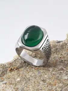 Personalized Men's 316L Stainless Steel Ring, Green Agate Oval Gemstone, Carved Band Accent, Trendy Piece to Avoid Duplicates
