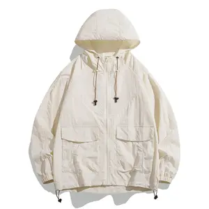 Men’s casual sun-protection jacket—essential for summer work and a top choice for vacations.