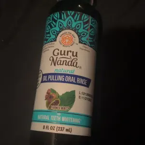 Product Review of GuruNanda Cocomint Pulling Oil with 7 Essential Oils & Vitamins D, E & K2 - 8 oz from 1**e