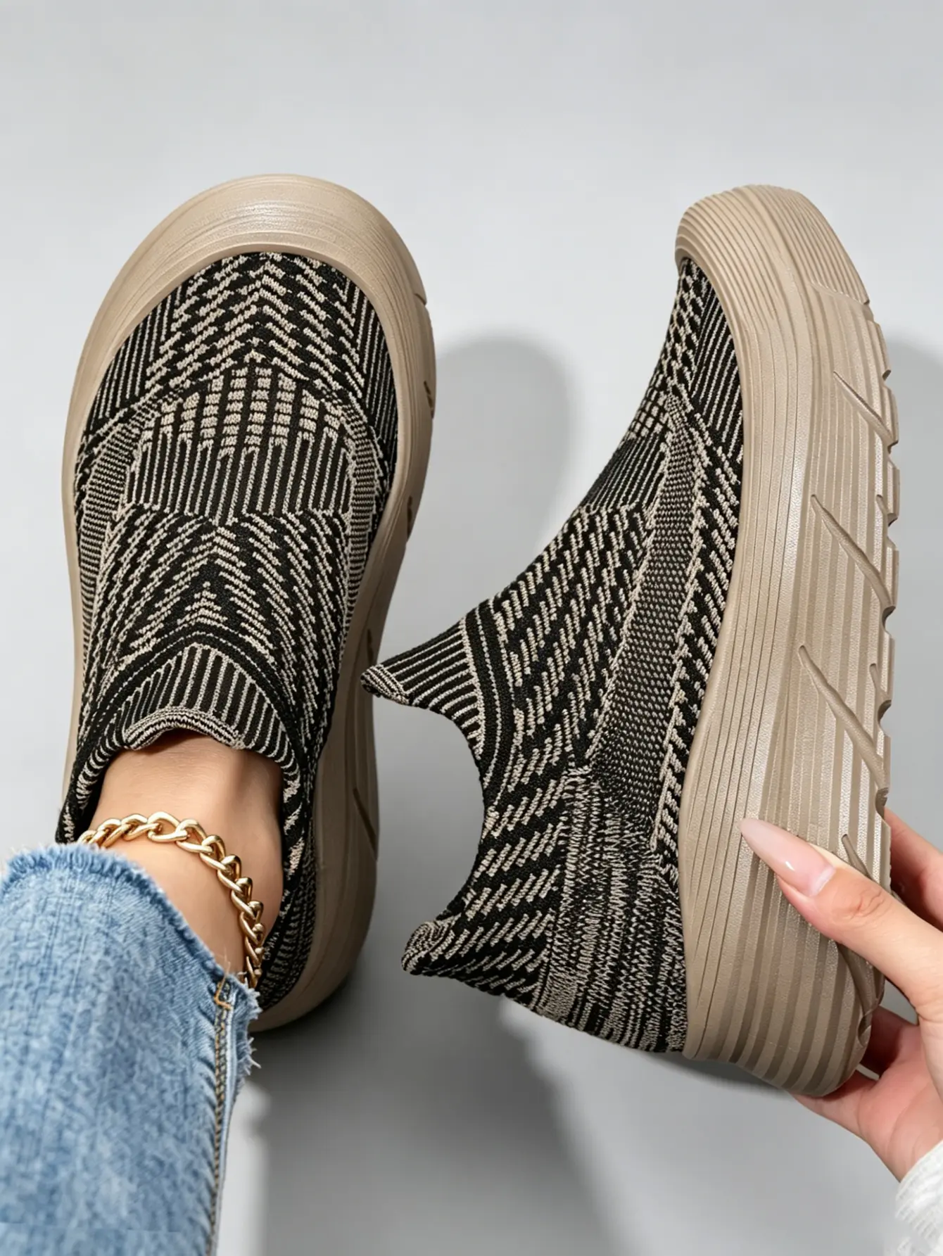 Women's Chevron Knit Slip-On Walking Shoes, Round Toe Platform Sneakers with Cushioned Memory Foam and a Lightweight, Non-Slip Sole, Casual, Women's Shoes, Knit Fabric, Ankle, Footwear, Soft, Breathable Casual Shoes