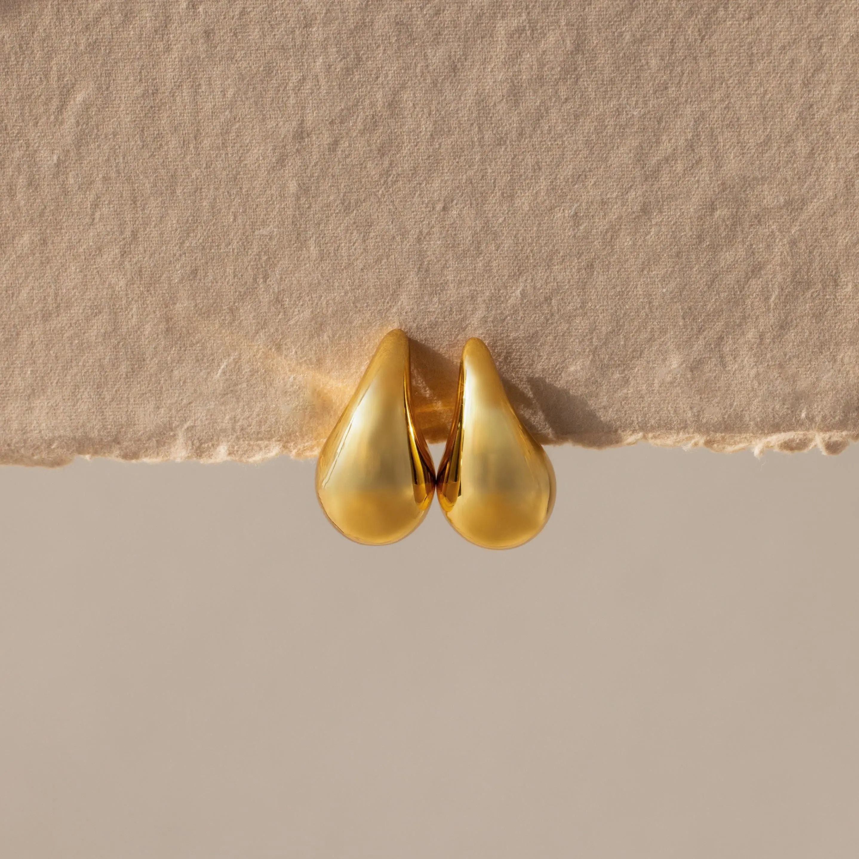Chunky Tear Drop Studs by Caitlyn Minimalist - Bold Droplet Stud Earrings - Statement Earrings - Gold Jewelry - Best Friend Gift