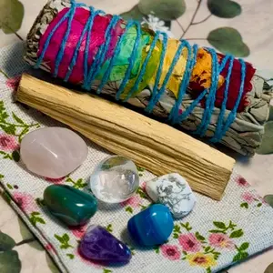 Healing Crystals, Sage and Palo Santo Bundle. Assorted Gemstones for Spiritual Cleansing, Protection and Energy Healing.