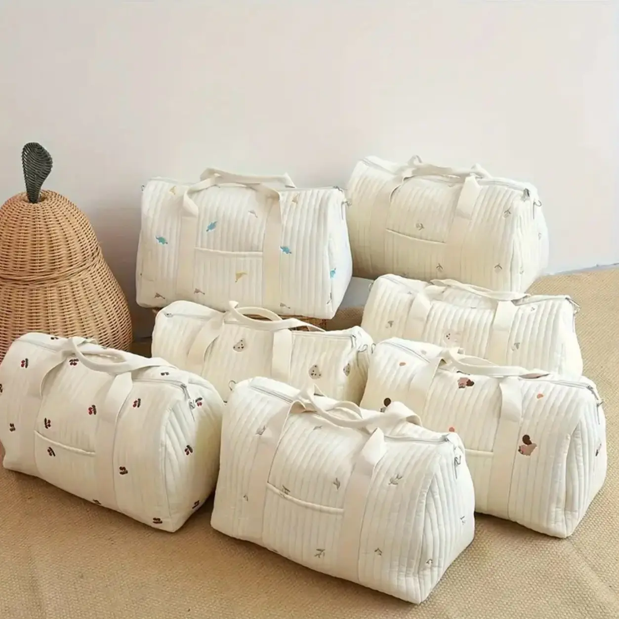 Kawaii Embroidered Pattern Short Trip Large Capacity Travel Bag, Lightweight Carry On Bag