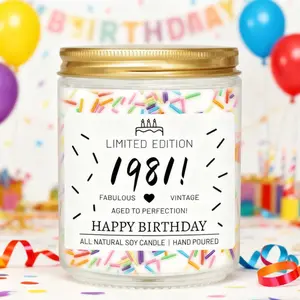 Candle Gift for Women & Girls, Scented Decorative Candle, Perfect Birthday Present for Her, Cozy Winter Home Decoration