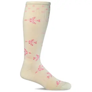 Sockwell  Women's In Flight Fun  Moderate Graduated Compression Socks M/L-Natural