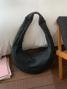 Fashionable Crescent Moon Bag, Versatile Solid Color Shoulder Tote, Stylish Commute and Shopping Bag, Trendy Single Strap Totem Bag