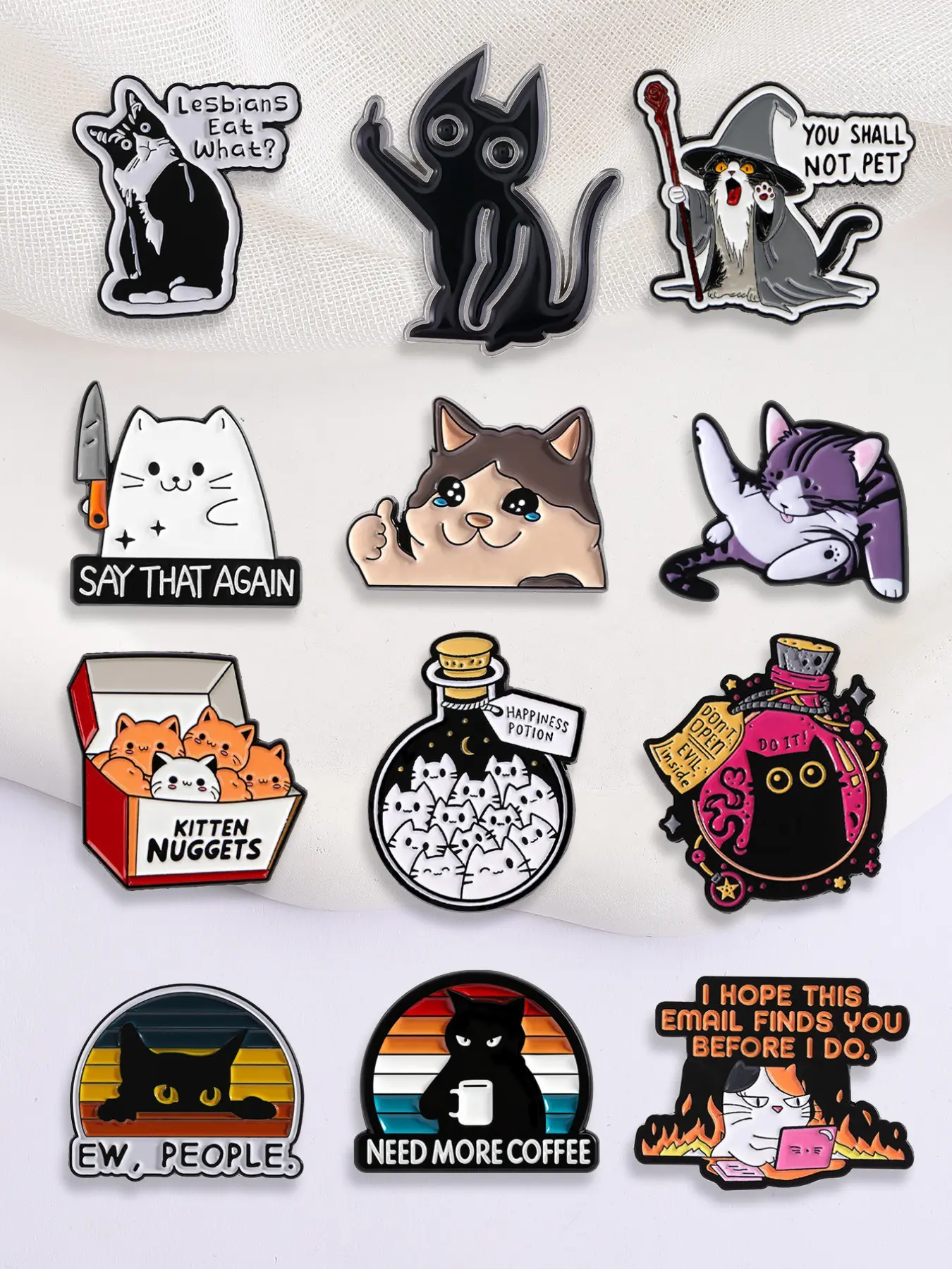 12-Piece Cute Cat Enamel Pin Set, Brooch Pins, Whimsical Cat Designs for Cat Lovers and Collectors, Adorable Animal-Themed Accessories for Backpacks, Clothes and Lapels, Badge Decoration, Fashion Jewelry Gift