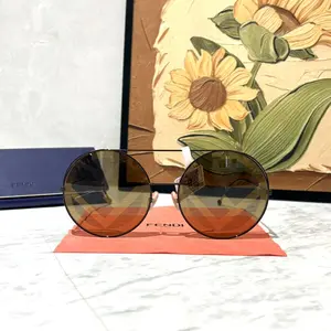 Pre-owned FENDI R1729 Resin Sunglasses C5435009754 0606 T5 Betsy