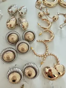 ESCOGE ARETES EN LIVE- NO TODOS DISPONIBLES - ELEGANT TRENDY EARRINGS