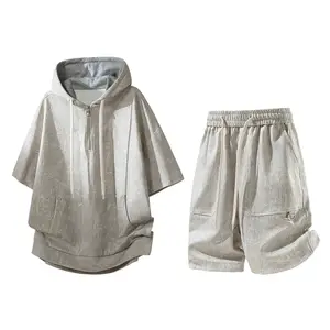 Men’s casual hoodie shorts set, 2-piece outfit featuring a short-sleeve half-zip hooded shirt and elastic-waist shorts, suitable for urban streetwear, daily commuting, outdoor camping, and casual loungewear.