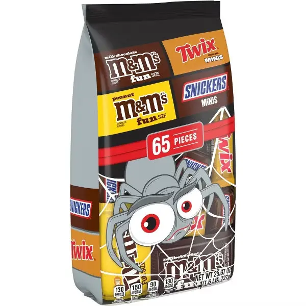 M&M’S, SNICKERS & TWIX Peanut Milk Chocolate Halloween Snacks Food Pack, Fun Size & Minis, 65 Count, 25.67 oz M&M’S, SNICKERS & TWIX Peanut Milk Chocolate Halloween Snacks Food Pack, Fun Size & Minis, 65 Count, 25.67 oz
