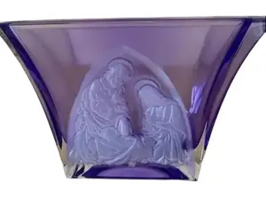 Czech Republic Purple Frosted Etched Glass Manger Nativity Scene Vase Neodymium glass