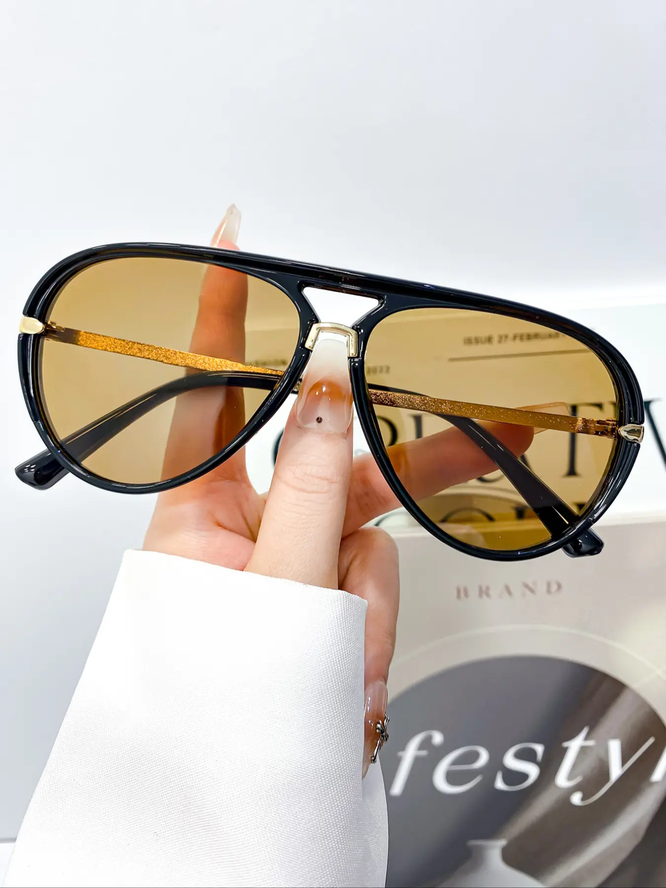 New Vintage Oval Glasses, Metal Frame Design, Unisex Simple Versatile Decorative Eyewear, Stylish Women Men Fashion Accessories, Casual Stylish Glasses