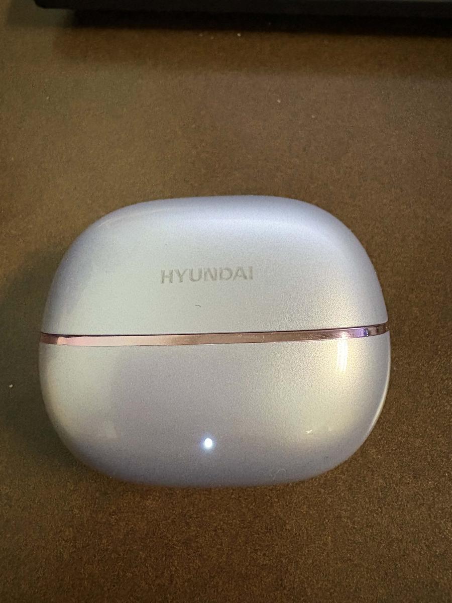 Item: purple(Earphone only)