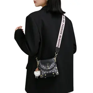 Fashion Crossbody Shoulder Bag with Decorative Charm, Multi-Purpose Bucket Purse with Turn-Lock Closure, Adjustable Strap Bag for Women for Work and Outings(with accessories) ﻿