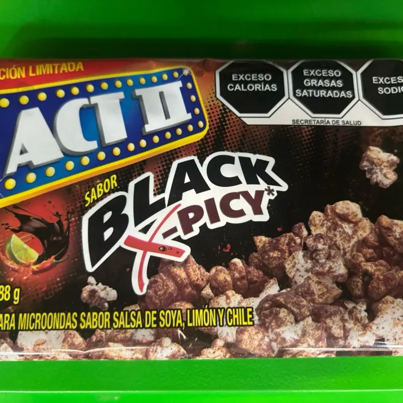 ACT II Mexican Popcorn Black X-Picy 6 Pack Sabor Salsa de Soya Limón y Chile Microondas