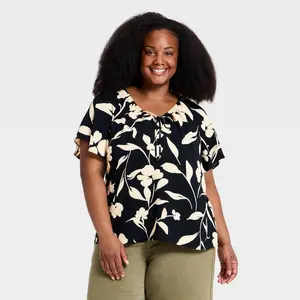 Women's Flutter Short Sleeve V-Neck Tie-Front Blouse - Ava & Viv Black/Cream Floral 3X