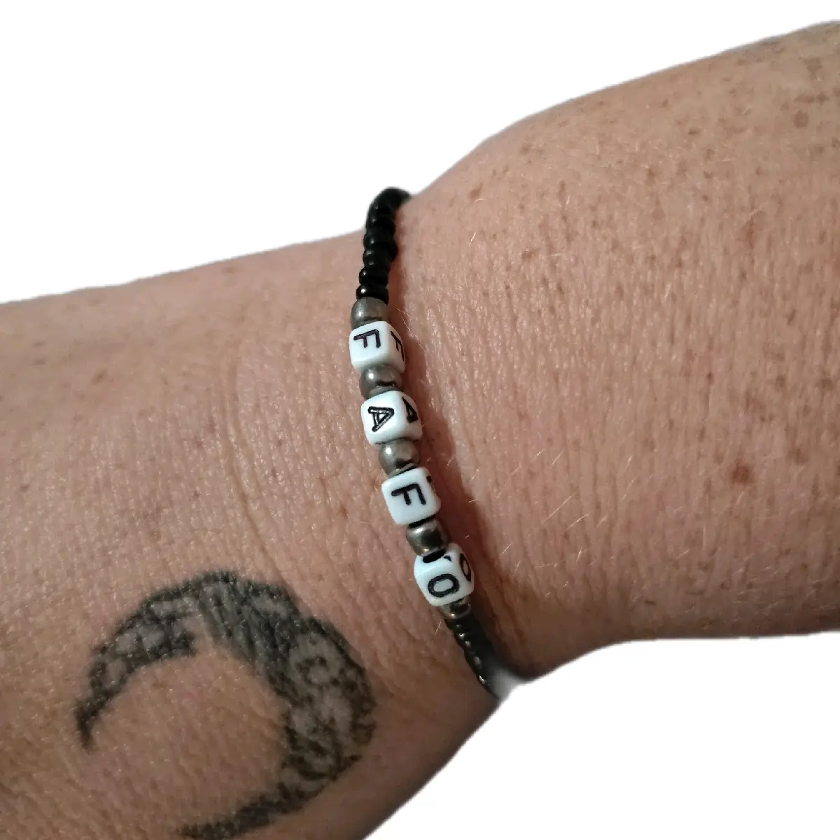 FAFO Glass Bead Skull Bracelet Unisex - Fashion Accessory