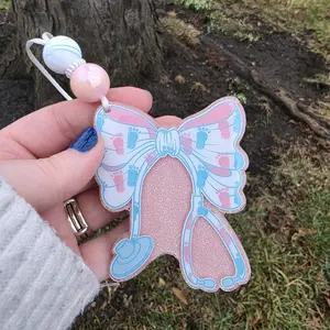 Live claim car charms