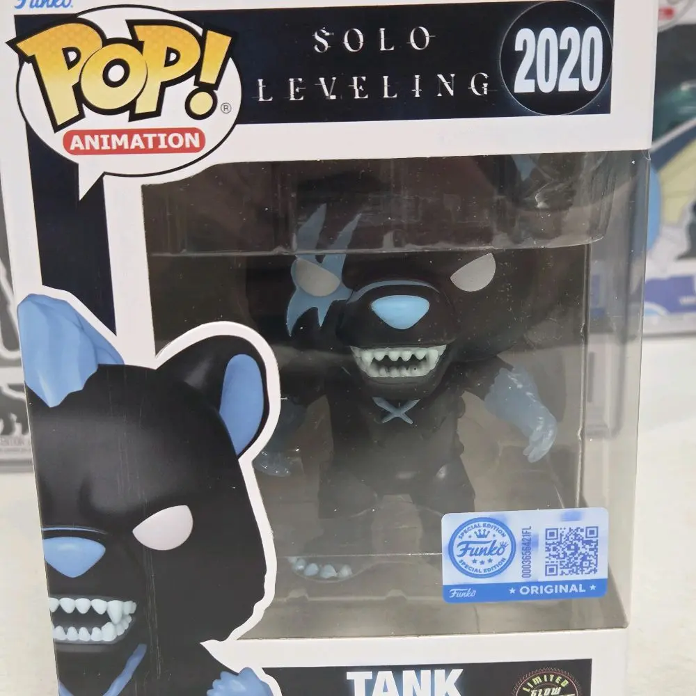 Funko Pop! Tank #2020 CHASE Glow Exclusive