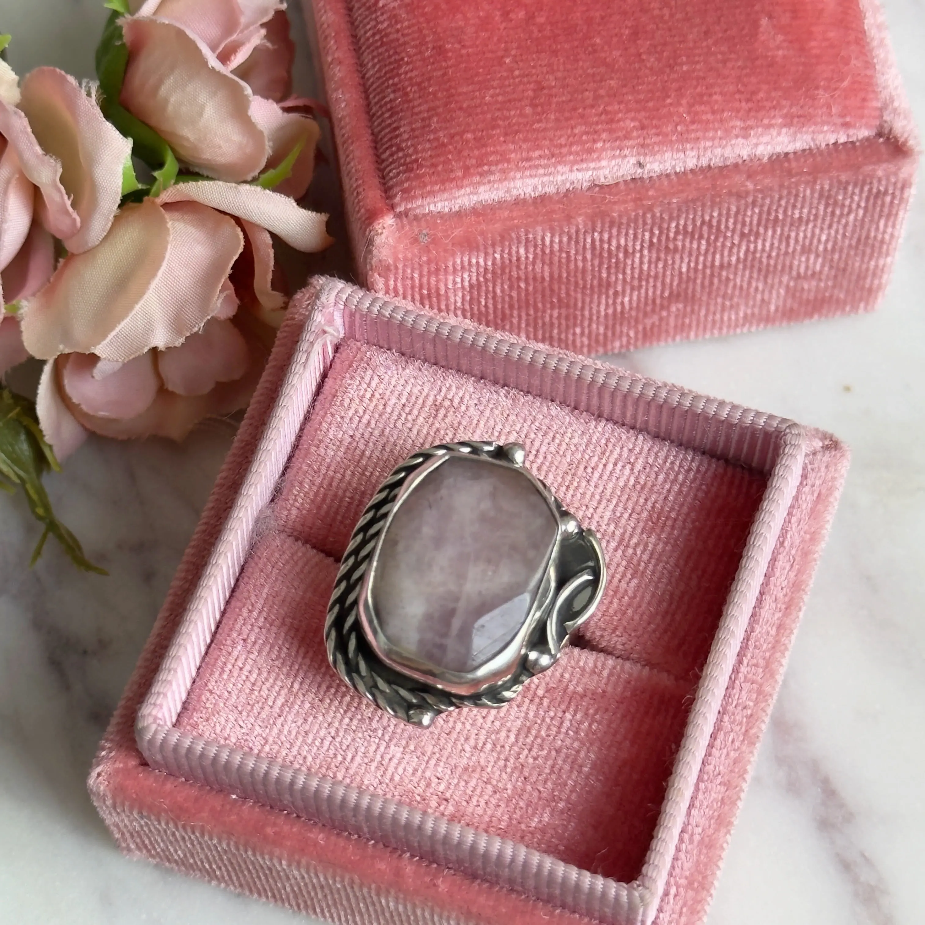 Unisex Adjustable 925 Silver Amethyst Ring - Natural Semiprecious Stone Jewelry for Daily Wear