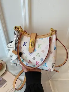 2026 Summer Luxury Crossbody Bag for Women, New Fashion Shoulder Bag, Versatile Commute Bag, High-End Style, All Seasons