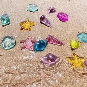 30pcs Colorful Artificial Shell Decorations, Creative Transparent Crystal Fish Tank & Pool Accessories, Starfish, Beach Scene, Party DIY Decoration