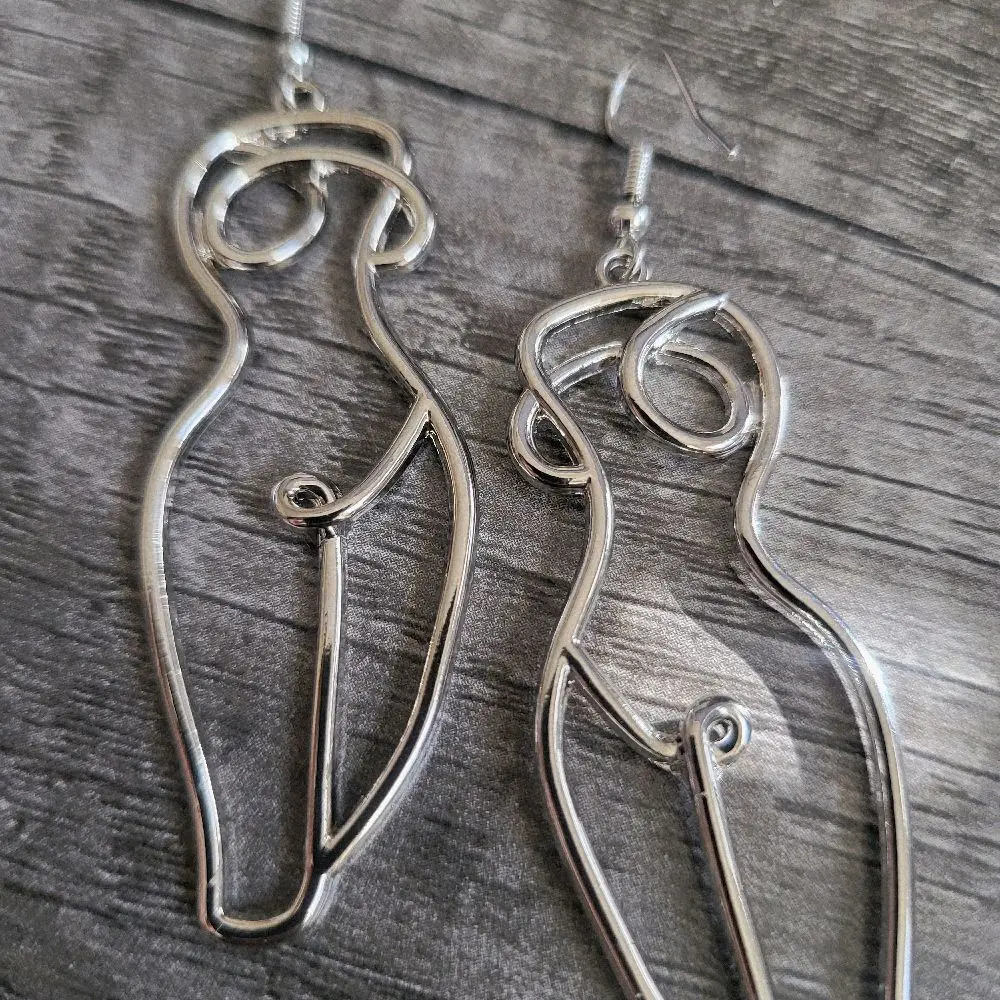Lady Body Wire Wrapped Earrings