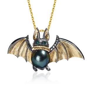 Bat Pearl 2-in-1 Pendant & Brooch Necklace