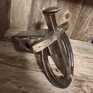 Cowboy Hitch Cross