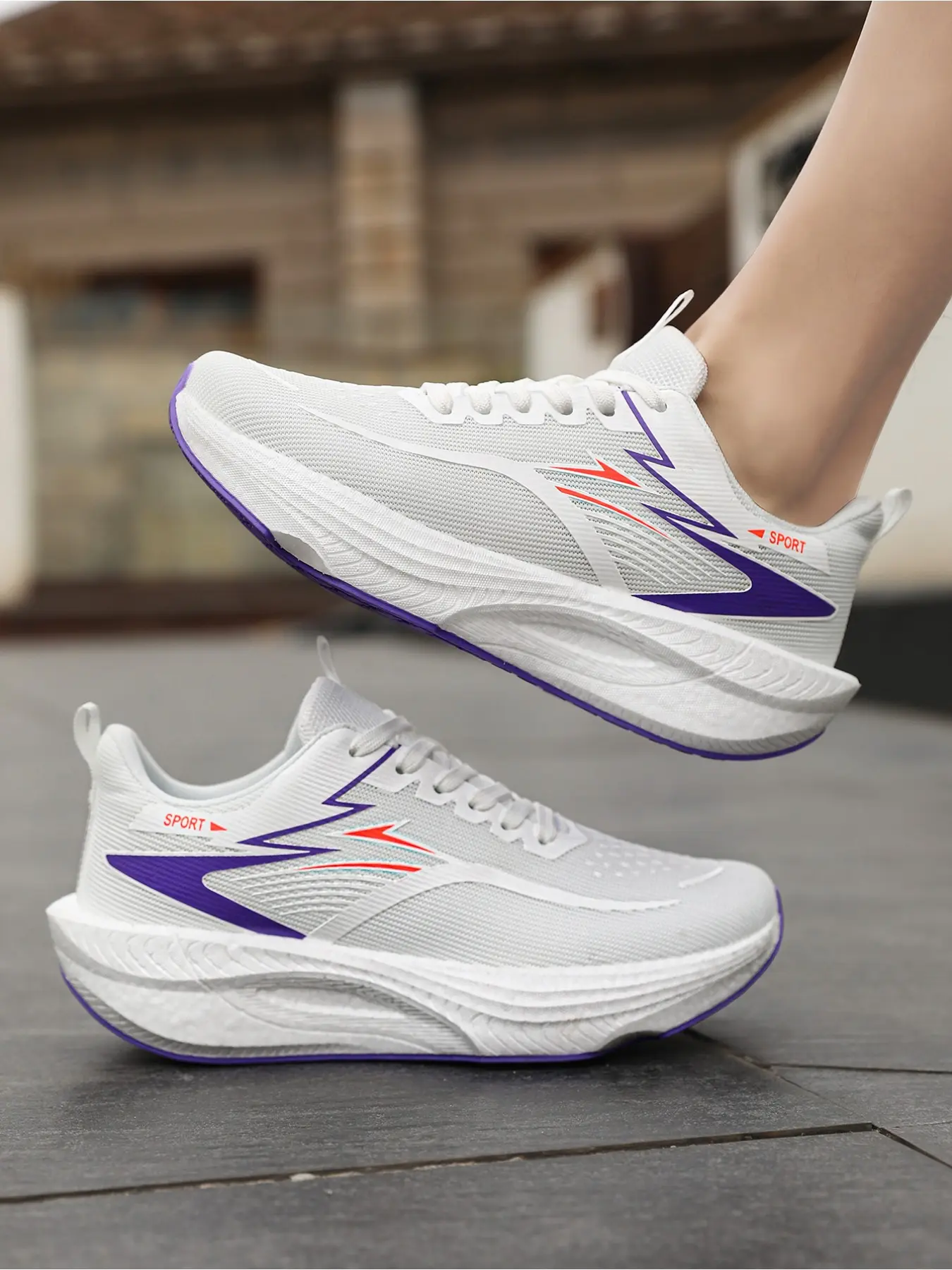 Mens Womens Super Light Running Shoes for Outdoor Activities Enhanced Cushioning and Support for Long Distance Running