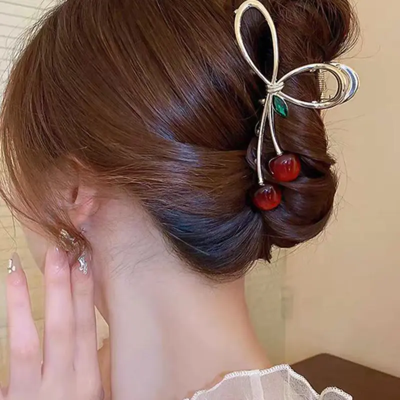 Cherry Decor Hair Claw, Clip Design, Hair Clips, Decorative Hair Clips, Fun Hair Clips, Super Cute Clips, Fashionable Hair Accessories for Women & Girls, Casual Versatile Hair Accessories for Daily Wear