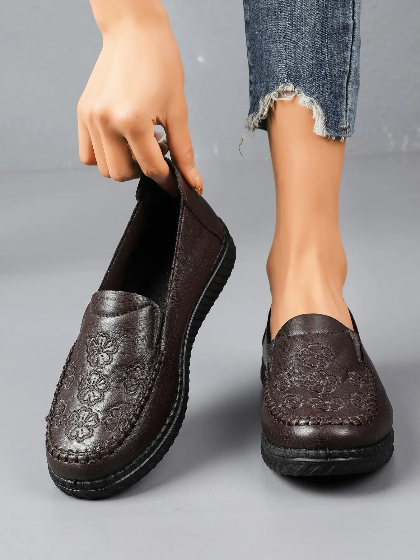 Soft PU Leather Embroidered Loafers, Comfortable Casual Women's Shoes, Spring & Fall Single Shoe, Less Than Ankle Height
