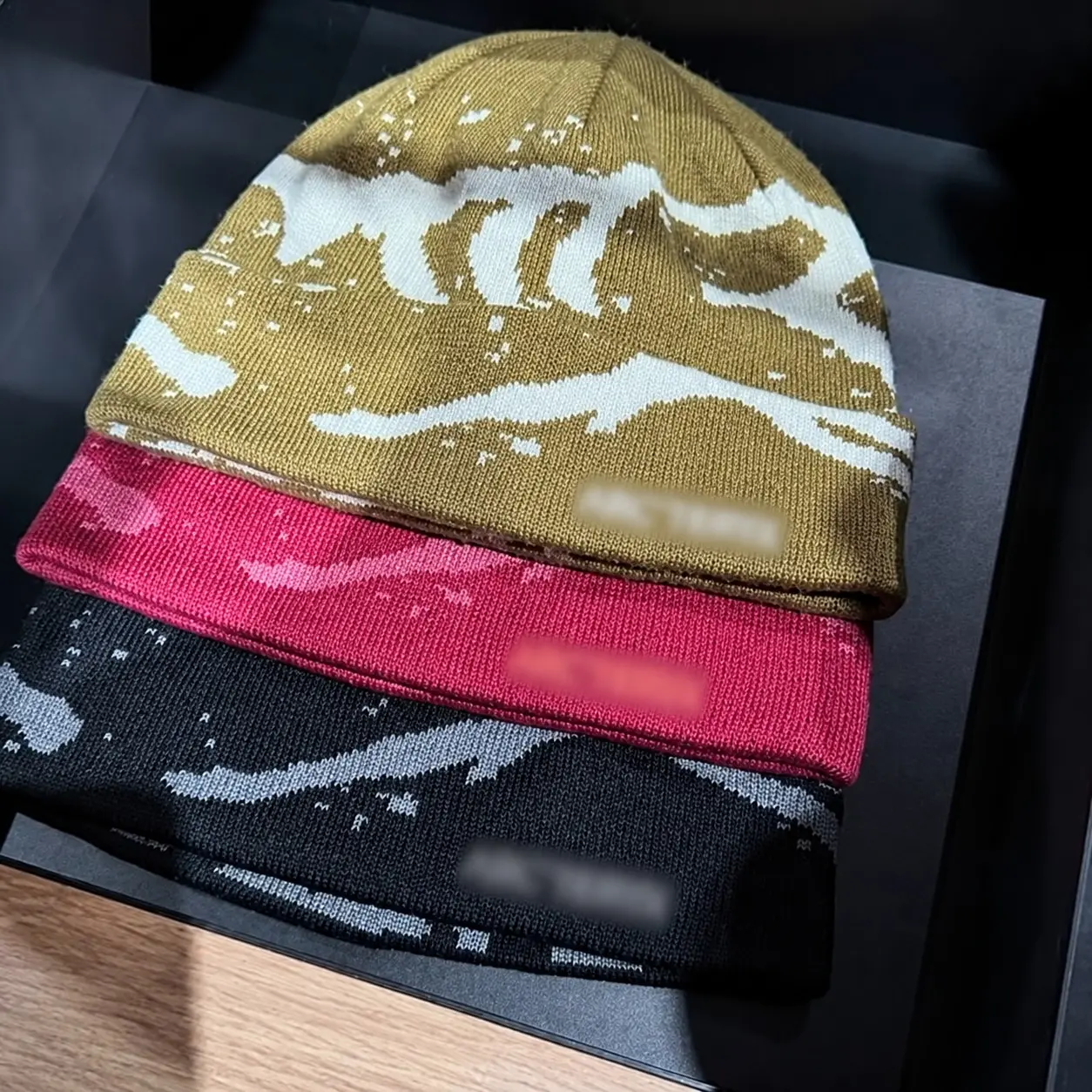 Arc'teryx Bird Head Merino Wool Beanie Hat, Unisex Winter Toque Hat, Warm Knit Skull Cap, Cold Weather Outdoor Headwear, Hiking Sports & Streetwear