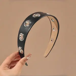 Women's Punk Wide Leather Headband with Metal Grommets Gothic Y2K Headband PU Leather Hair Hoop for Daily Concerts Party Styling Edgy Hair Accessory