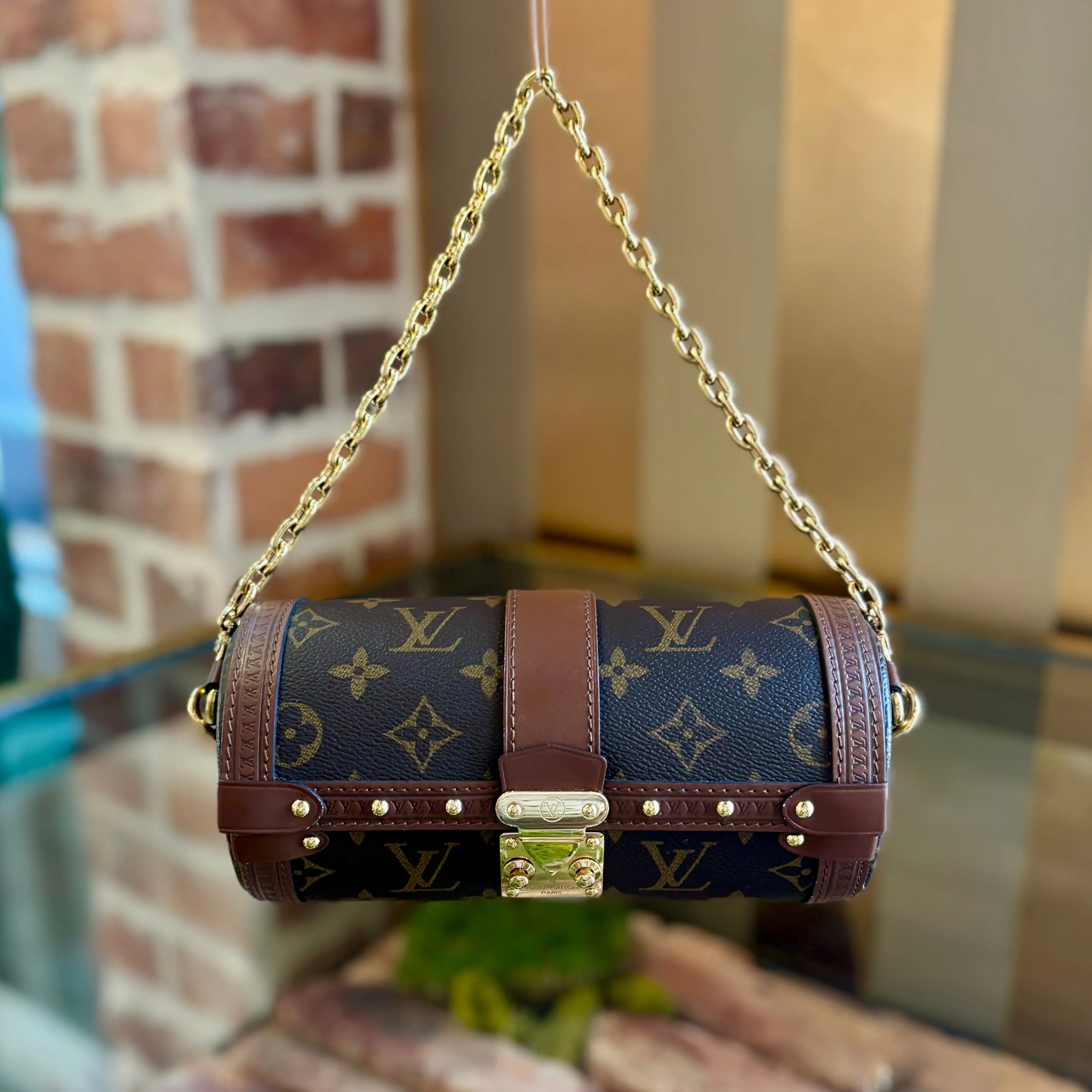 Pre-owned Louis Vuitton Monogram coated canvas, cowhide-leather trim, microfiber lining 4 Monogram Papillon Trunk