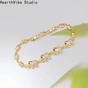 Golden Mother Elephant Bracelet -Sparkling Decoration, Matching Elephant Pendant, Mother's Daily Gift, Birthday Gift, Elephant Accessory, Playful Design, Exquisite Craftsmanship, Women's Fashion Bracelet - Copper and Synthetic