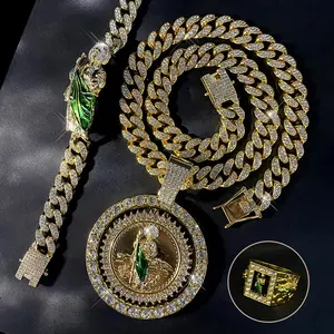 4Pcs San Judas Tadeo Jewelry Set, Rotatable San Judas Pendant Necklace Bracelet Ring Set, Rhinestone Embellishment, Unisex Religious Faith Jewelry with Exquisite Gift Box