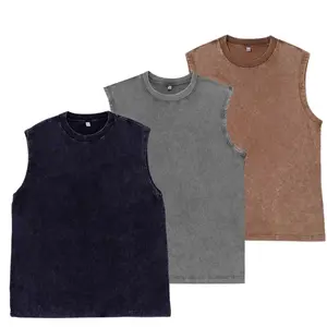 Set of three distressed crew-neck men’s tank tops in a street-cool style. Washed textures add a retro feel. The crew neck fits snugly against the neck without feeling tight. Sleeveless design is light and airy. Made from soft, skin-friendly pure cotton. L
