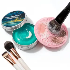 Makeup brush cleaning soap, Makeup Brushes Cleaner, a 2-in-1 professional solid brush cleaning paste, includes a silicone cleaning pad, suitable for beauty blenders and makeup brushes, convenient to carry