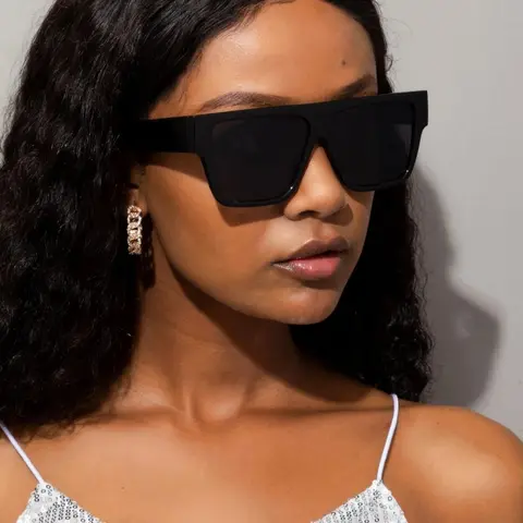 Women's Minimalist Square Frame Sunglasses, Trendy Casual Full Rim Sunglasses for Everyday Use, Trendy Styling Sunglasses, Fashion Accessories for Outdoor Activities, Stylish Shades, Fashionable Sunglasses