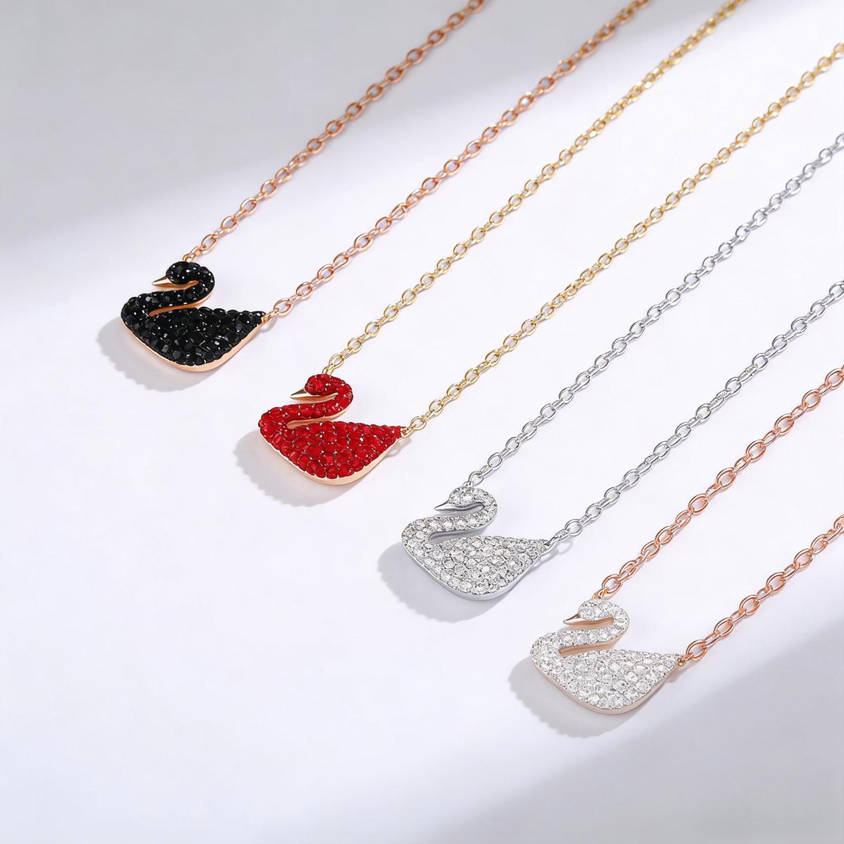 Elegant Swan Necklace with Sparkling Beating Heart Crystal, Luxury Fashion Clavicle Necklace for Women
