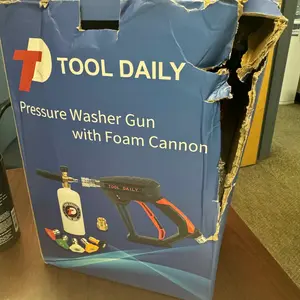Product Review of Tool Daily Short Handheld with  Cannon FOR PRESSURE WASHER,  1/4 Inch Quick Connector, Water Spray Tool with 5 Nozzle Tips, 1 Liter snow foam lance, FathersDayGift from J**9