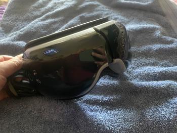 product review image from L**4 0